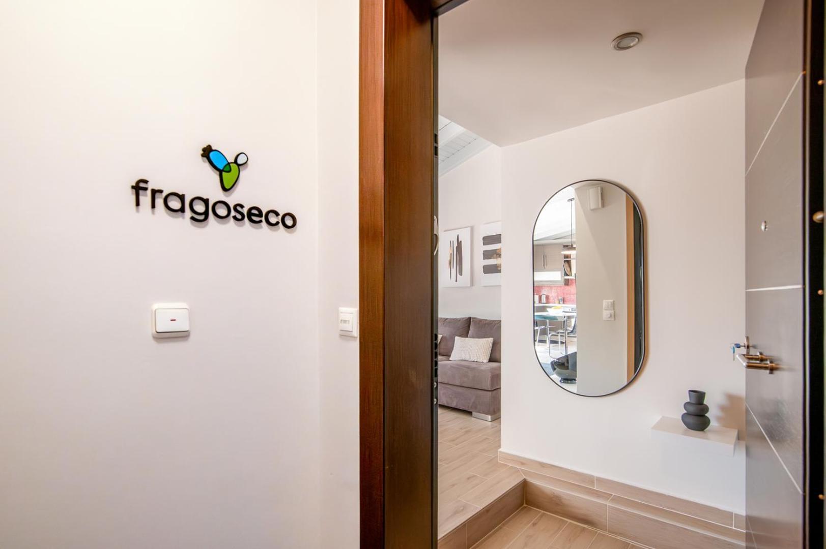 Appartamento Fragoseco Loft! Elegance & Luxury Chalkís Esterno foto